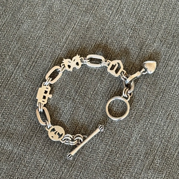 👑🎀Silver Juicy couture limited edition charm bracelet!🎀👑 - Picture 3 of 6